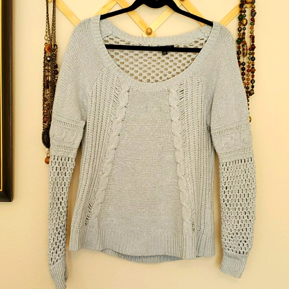 American Eagle sweater